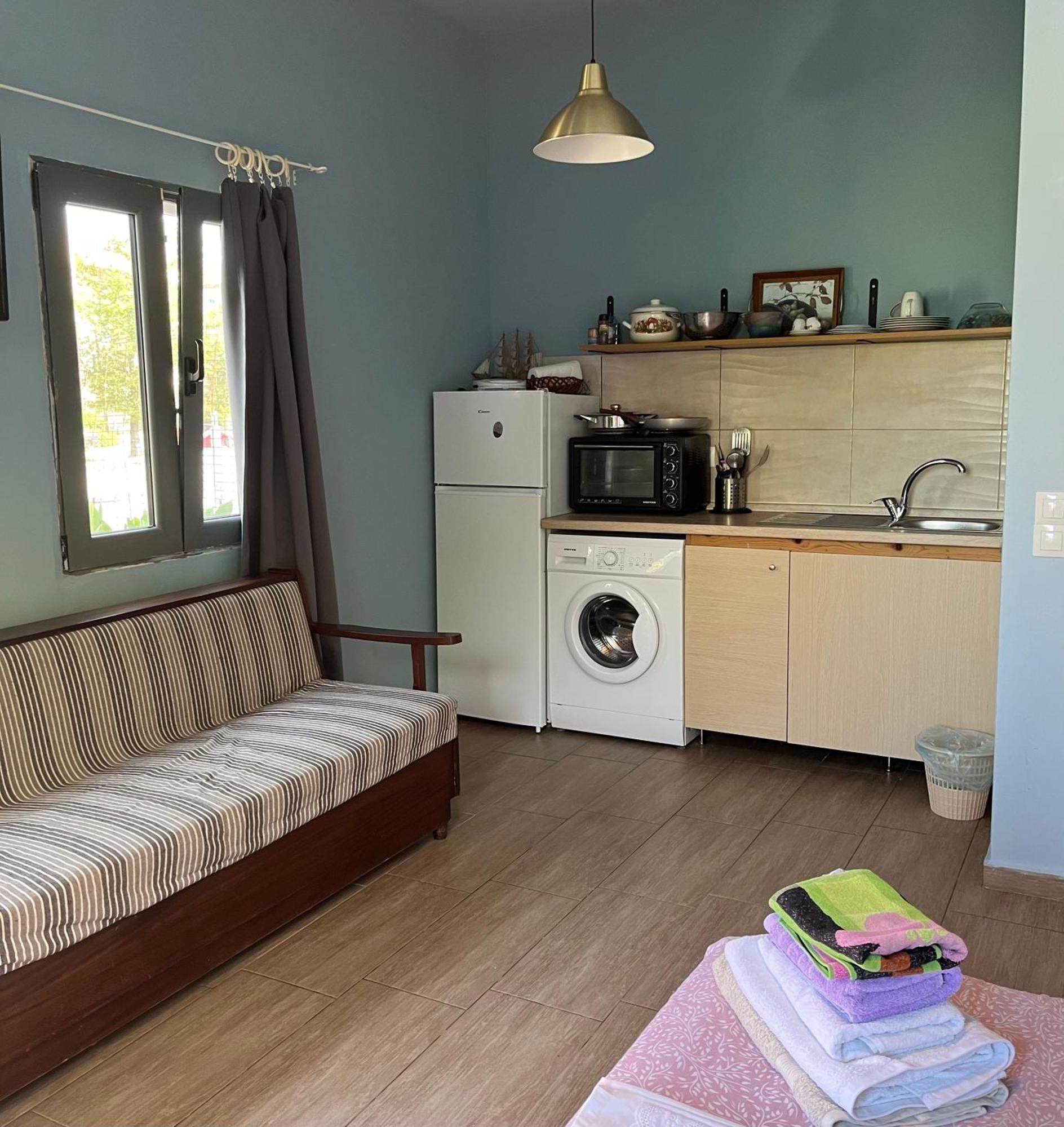Comfy Studiοs Lejlighed Nea Michaniona Eksteriør billede